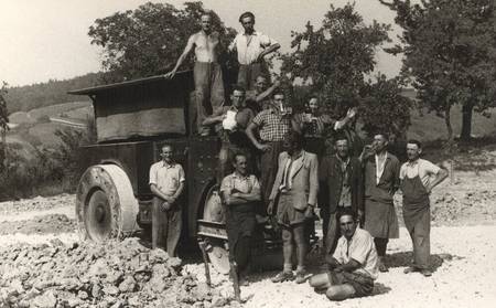 Arbeiter und Erbauer der Sdsteirischen Weinstrasse 1951-55